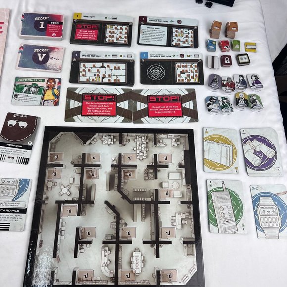 The Initiative Board Game Unexpected Games New Open Box Complete Sleeved - Picture 15 of 16